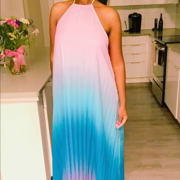 Ombré Dress - Picture 2 of 3